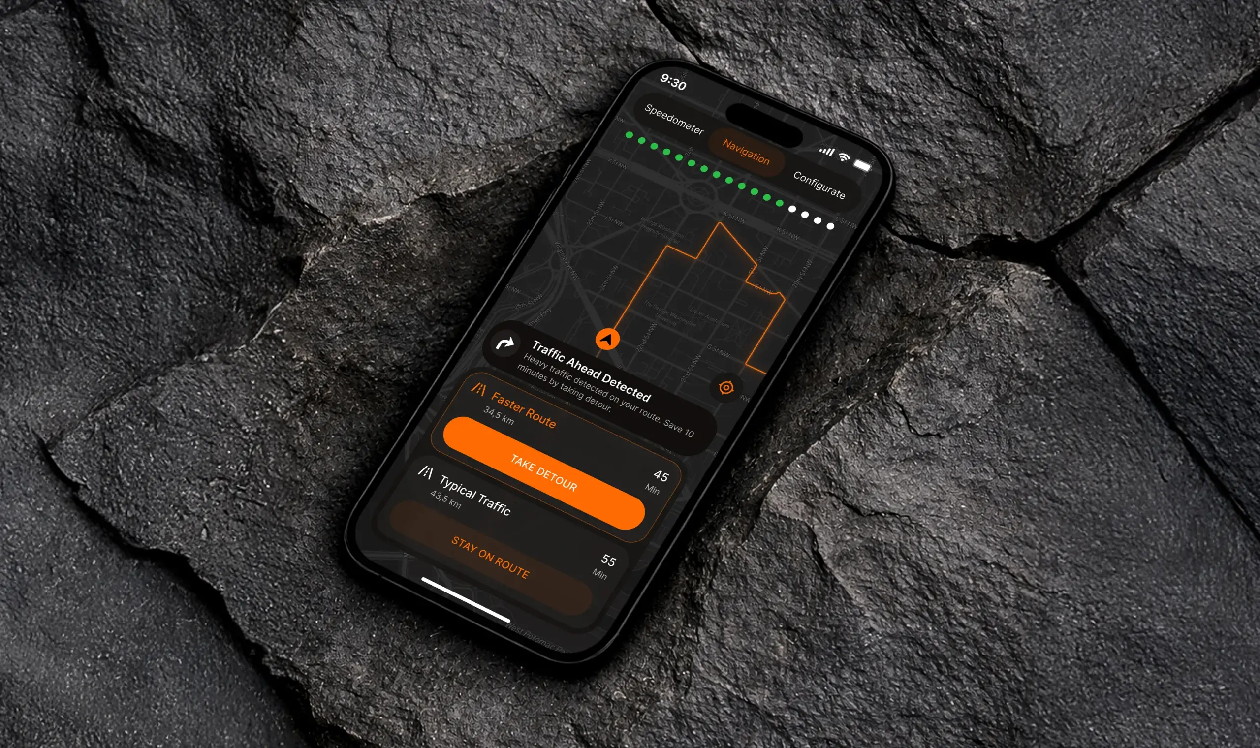 iLine Pilot navigation app showing a traffic alert and alternative route options on a smartphone